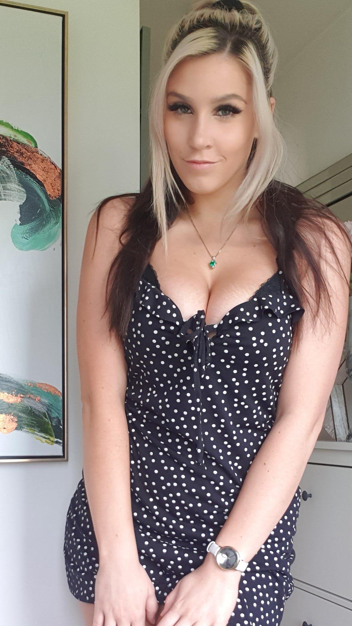 dating thumb